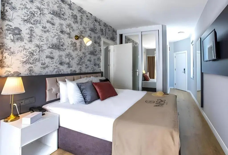 Lara Atalla Hotel