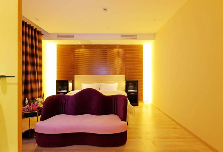 Wuhu Alton Hotel
