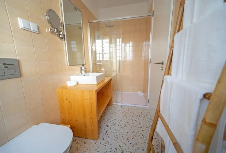 Classic Twin room with sea view