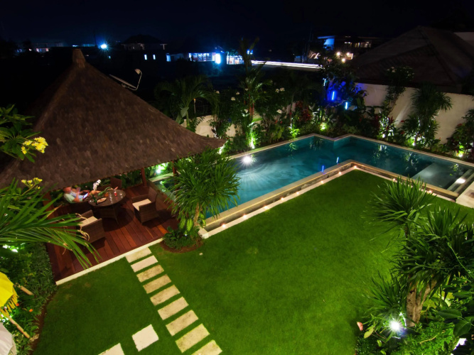 Echo Beach Villa