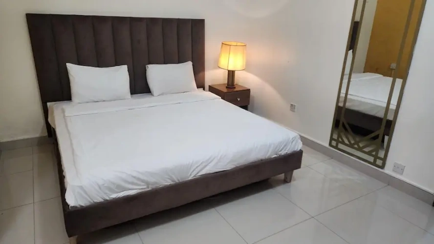 Deluxe Suite with balcony