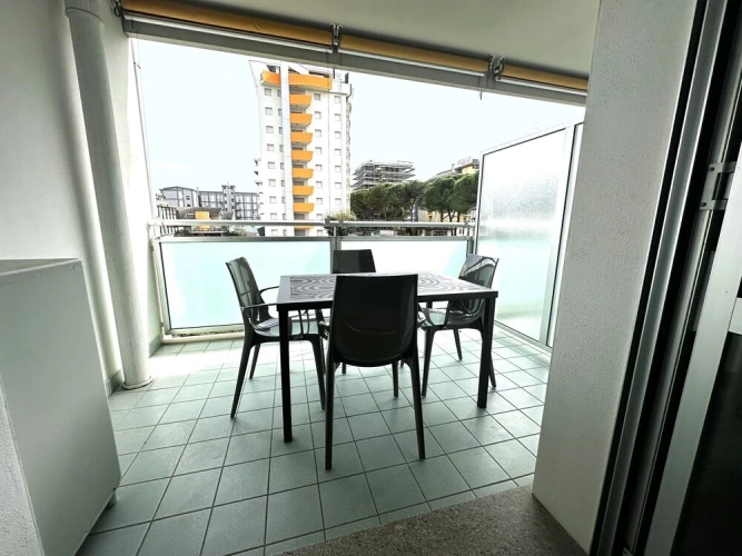 2 Bedrooms Apartment with balcony and with city view