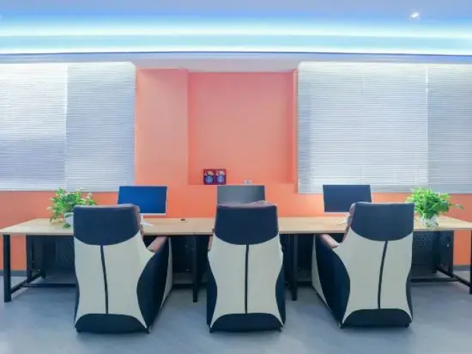 Changshou Yijia Hotel