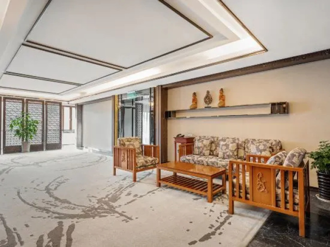 Rising Hot Spring Resort Kunming