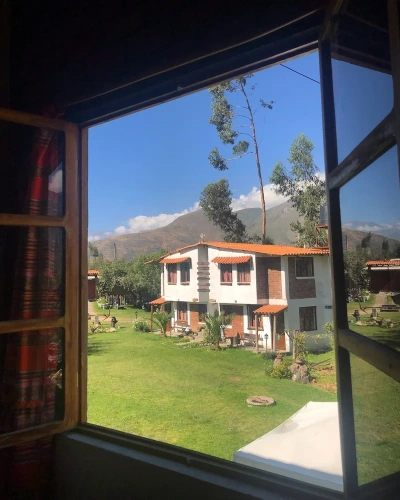 2 Bedrooms Bungalow with view