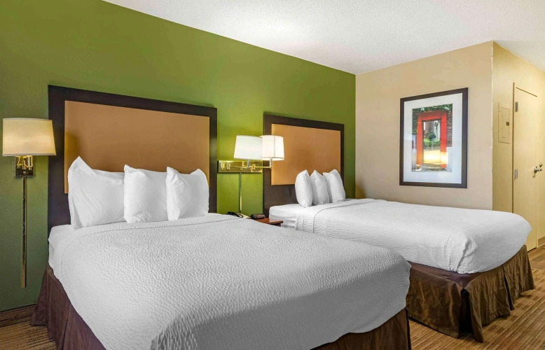 Quadruple Suite