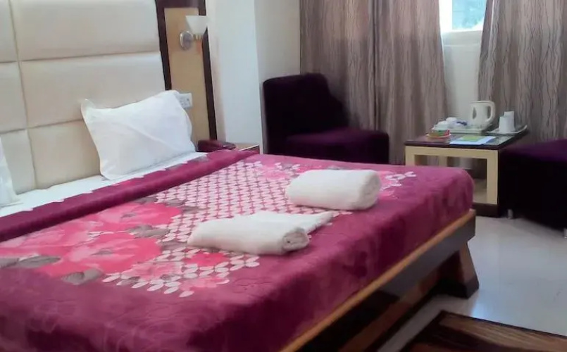 Hotel Ganesha Inn