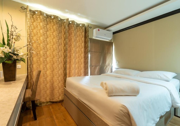 Deluxe Suite
