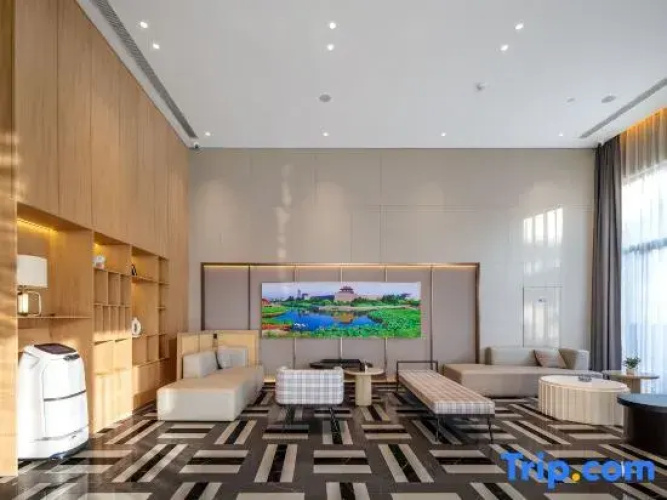 IU Hotel (Datong Dongxin Square)