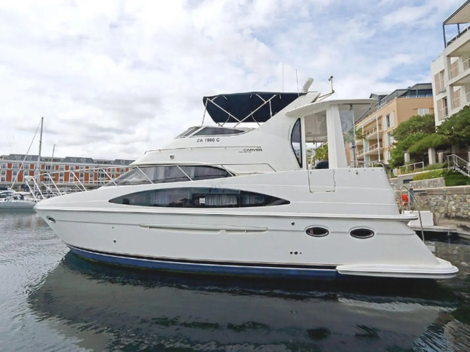 Happy Ours Luxury Charter