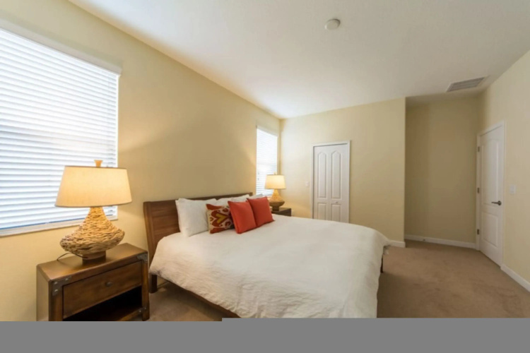 7 Bed Sophisticated Champions Gate Pool Home