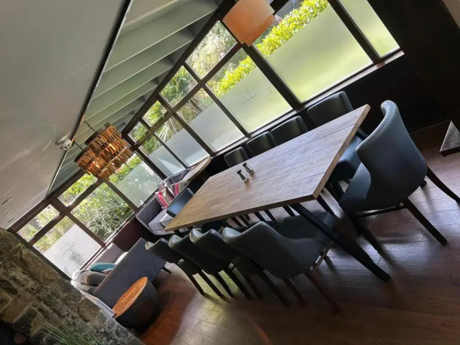OYO Lamphey Hall Hotel