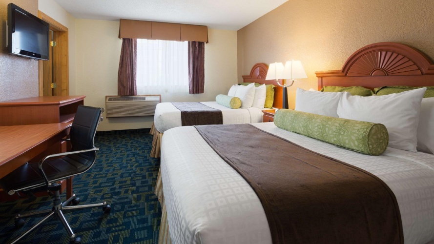 Standard Quadruple room