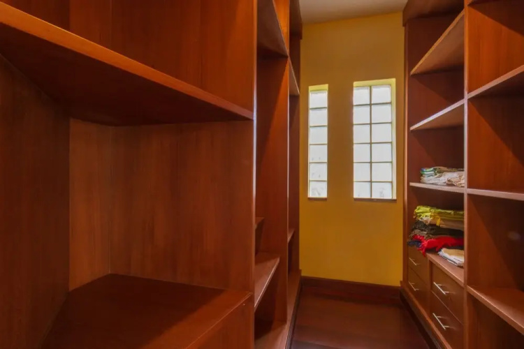 4 BR Pool Villa in Great Location - CV4