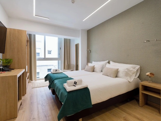 Deluxe Double room with city view