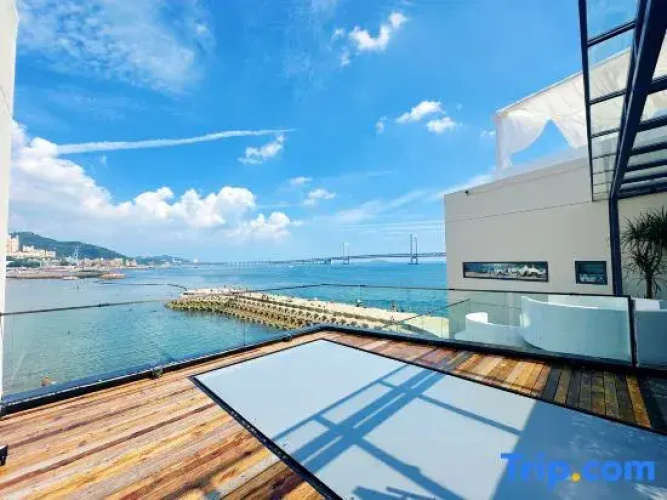 whisper tide hotel