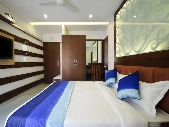 OYO 8433 Hotel