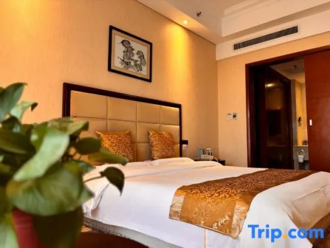 Deluxe Double Suite