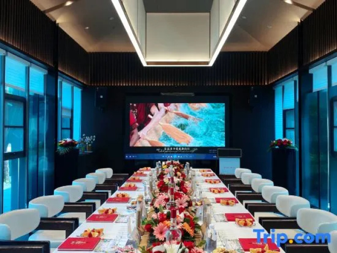 12  Orchid  Hotel