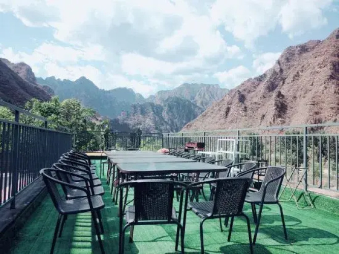 Qijian Mountain Courtyard Homestay