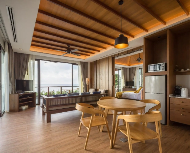 1 Bedroom Double Suite beachfront