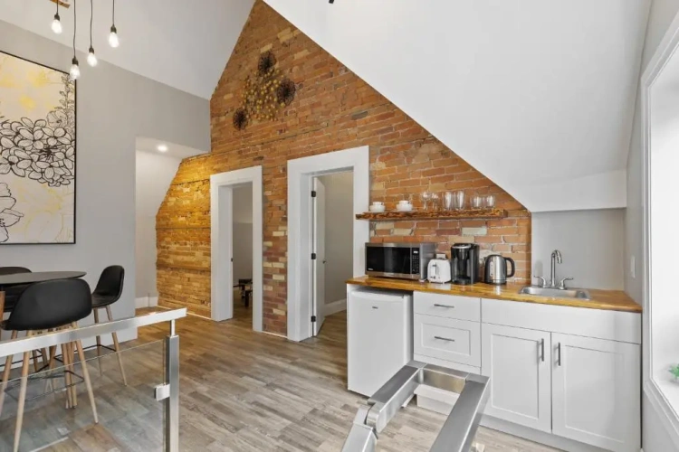 3 Bedrooms Cottage