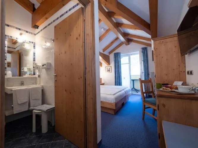 Standard Double room with balcony