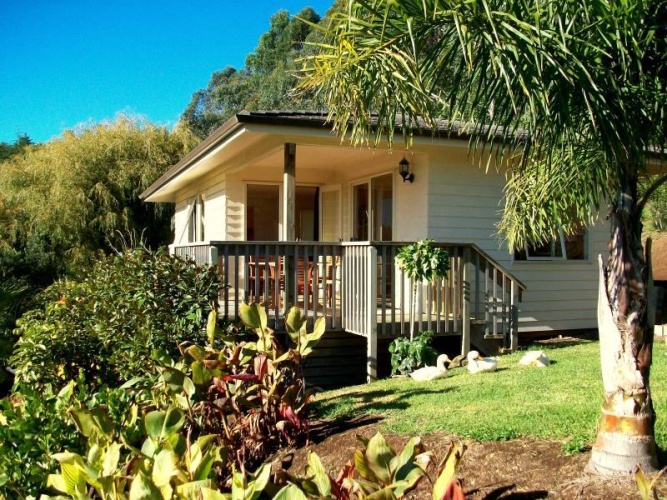 1 Bedroom Cottage with balcony and with view