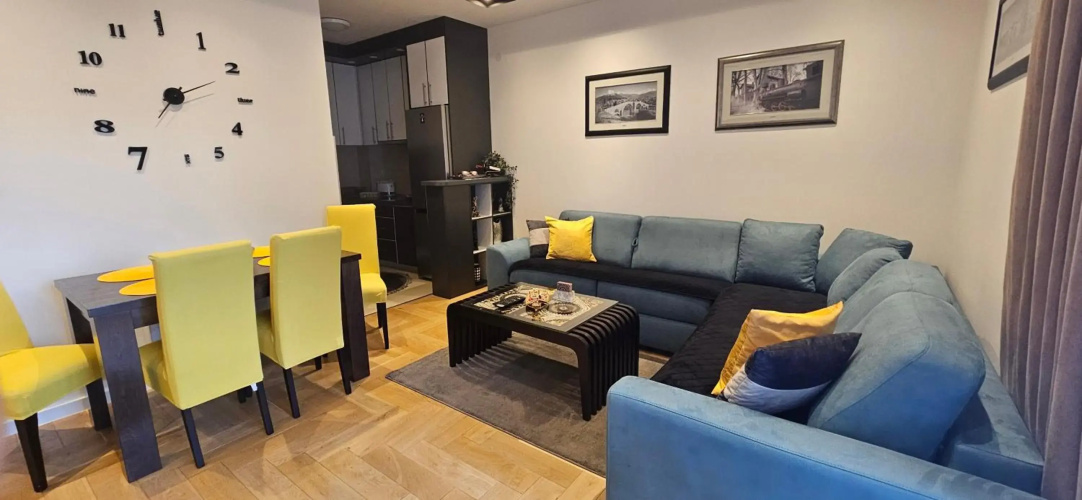 Apartment M