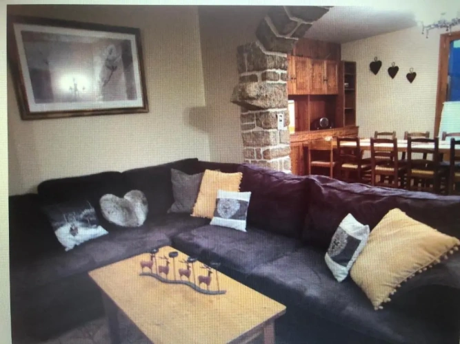 2 Bedrooms Cottage