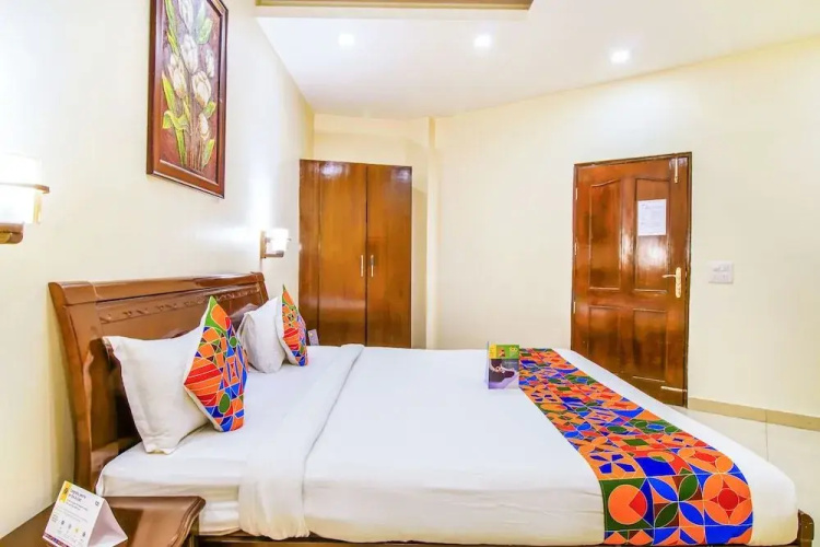 FabHotel Primero