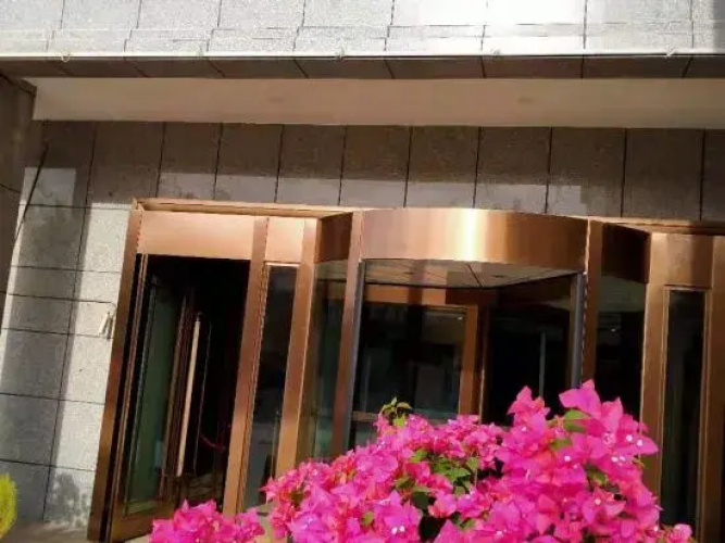 Zhenxing Hotel