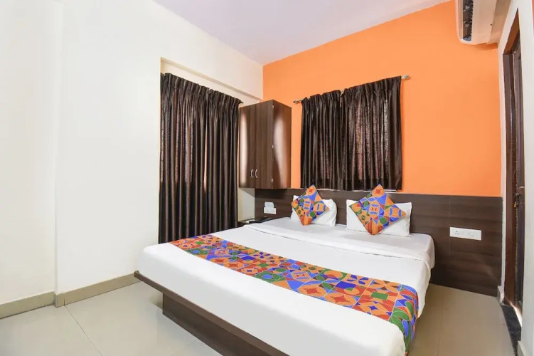 FabExpress Comfort Executive