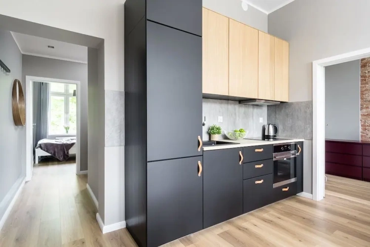 2 Bedrooms Apartment