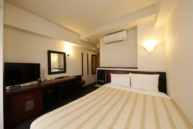 Semi Double room