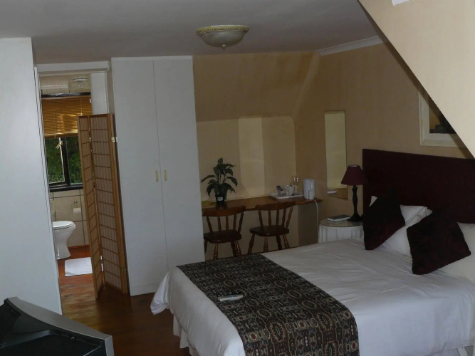 Lagoon Lodge