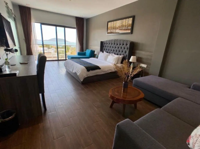 Double Suite