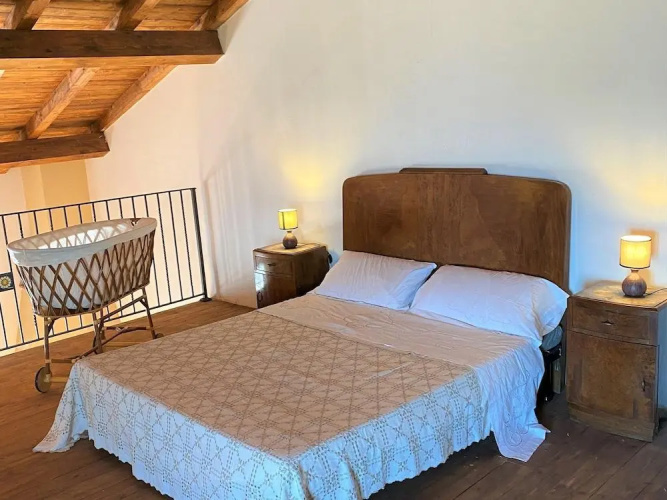 Charming Villa With Pool and Panoramic Surroundings