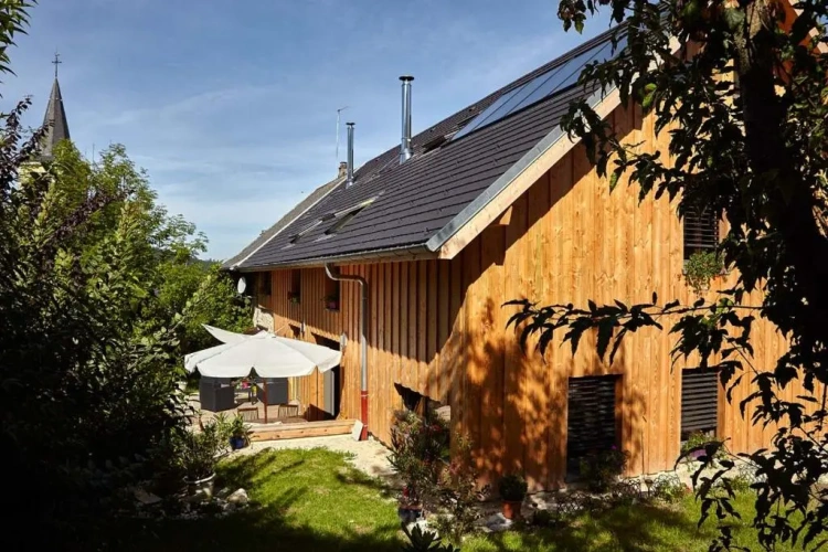 Standard Double room with garden view