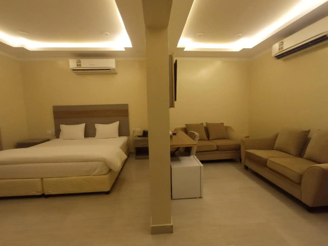Duqum Plaza Hotel