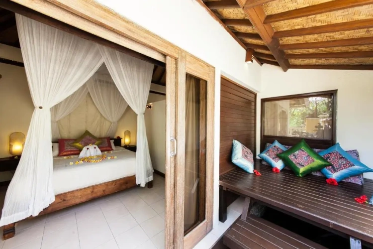 Deluxe Family Suite with mountain view