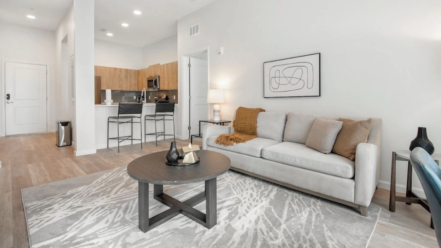 2 Bedrooms Apartment