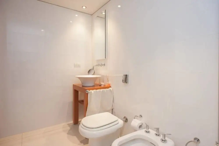 Beautiful and sunny studio by Sofacama