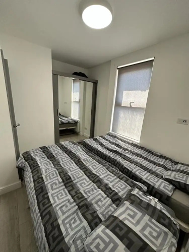 Flat - Sleeps 4 & Free Parking