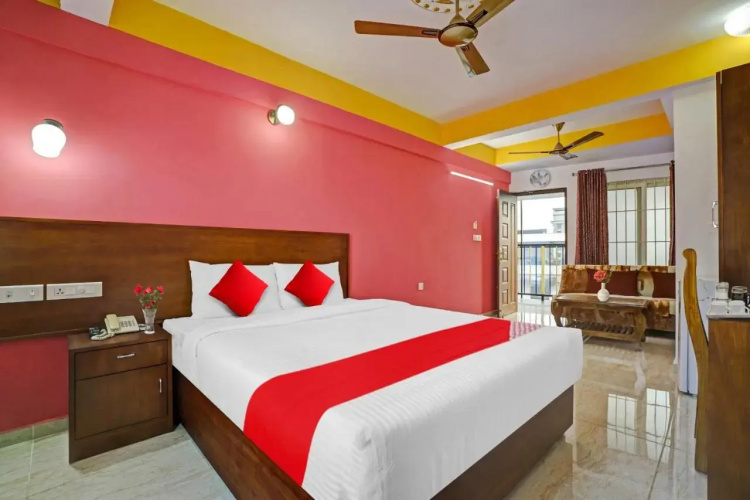 Hotel White House