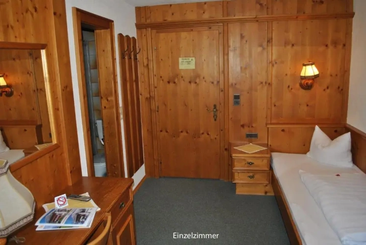 Standard Triple room with balcony and with view