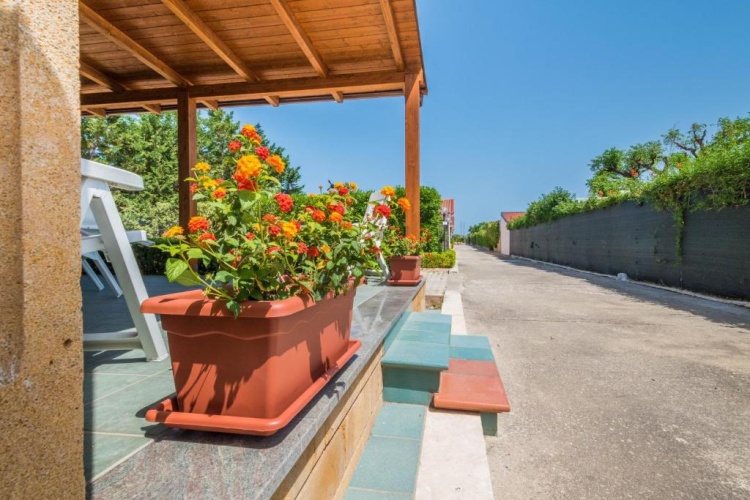 2 Bedrooms Cottage