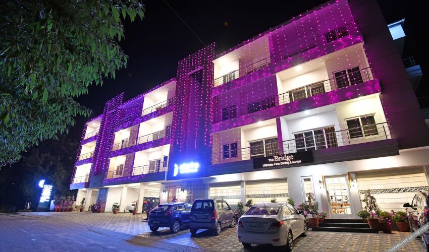 Clarks Residences BhowaliOver view