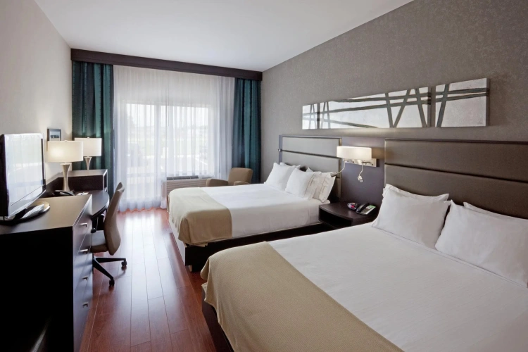 Quadruple Suite