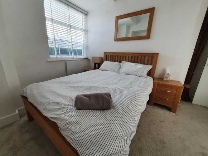 Modern Kings Road Executive Apartment